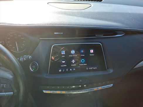 Used 2020 Cadillac XT4 Premium Luxury w/ Cold Weather Package image 17