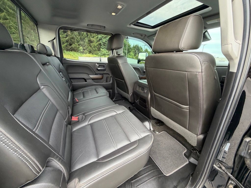 Used 2017 GMC Sierra 2500 Denali AWD/4WD image 45