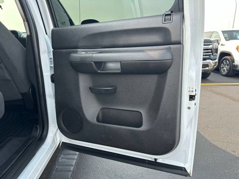Used 2008 GMC Sierra 1500 SLE w/ Power Pack Plus AWD/4WD image 30