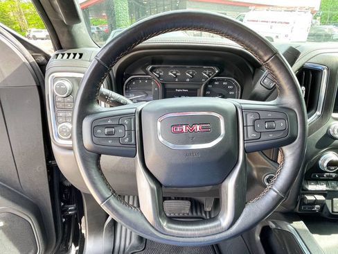 Used 2022 GMC Sierra 1500 AT4 w/ AT4 Premium Package image 12