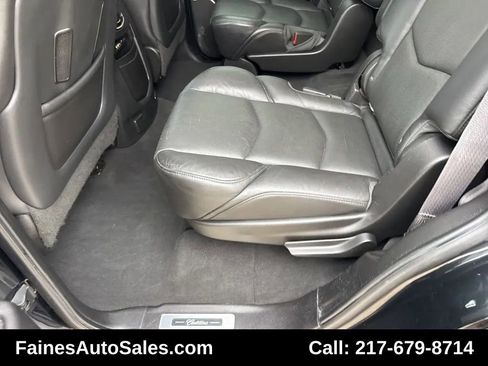 Used 2015 Cadillac Escalade Premium image 42