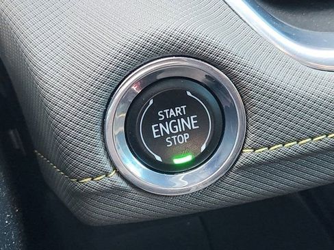 Used 2024 Chevrolet TrailBlazer ACTIV w/ Driver Confidence Package image 8