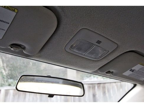 Used 2013 Toyota Corolla LE image 25