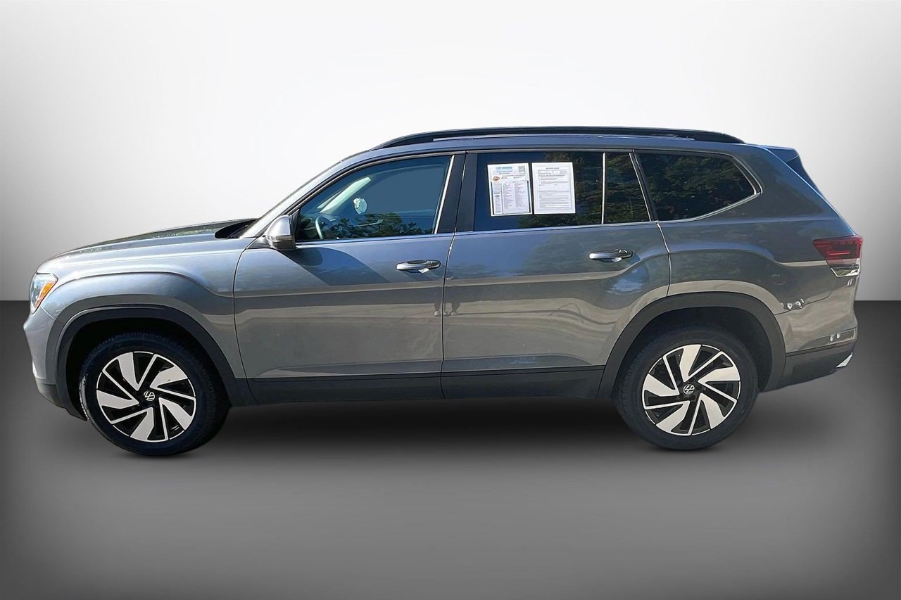 Used 2025 Volkswagen Atlas SE FWD image 5