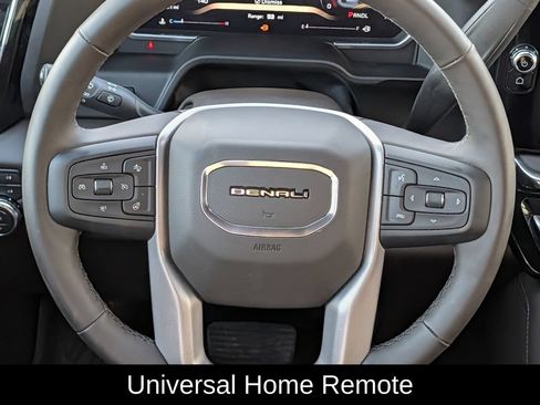 Used 2026 GMC Sierra 2500 Denali w/ Technology Package AWD/4WD image 15