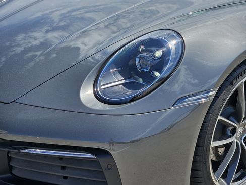 Used 2024 Porsche 911 Carrera image 12