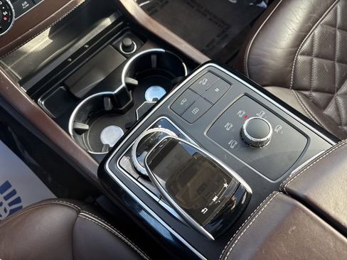 Used 2018 Mercedes-Benz GLS 550 4MATIC image 37