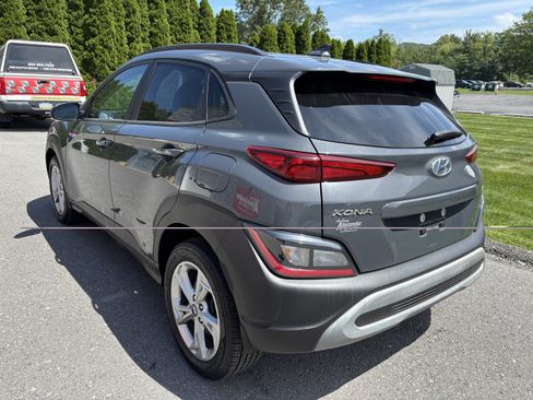 Used 2023 Hyundai Kona SEL AWD/4WD image 6