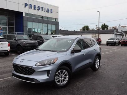 Used 2022 Ford Escape SE w/ Cold Weather Package