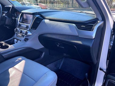 Used 2016 Chevrolet Tahoe LT w/ Luxury Package image 24