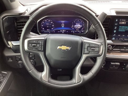 Used 2025 Chevrolet Silverado 1500 LT AWD/4WD image 18