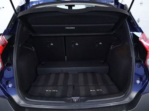 Used 2020 Nissan Kicks SR w/ Exterior Package image 15