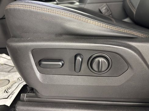 Used 2021 GMC Sierra 1500 AT4 image 13