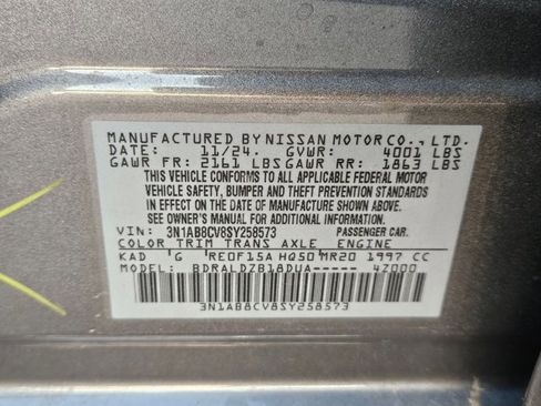 Used 2025 Nissan Sentra SV image 18