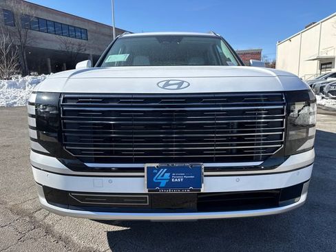 New 2026 Hyundai Palisade Calligraphy image 2