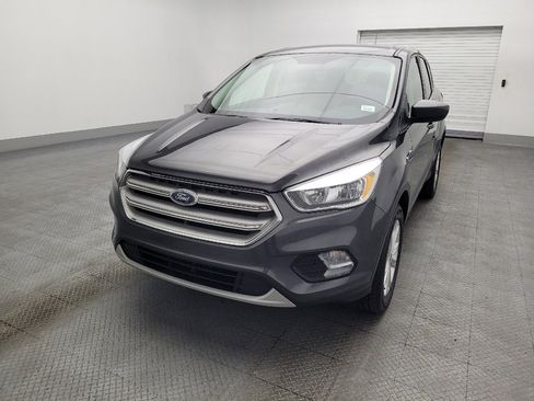 Used 2019 Ford Escape SE image 15