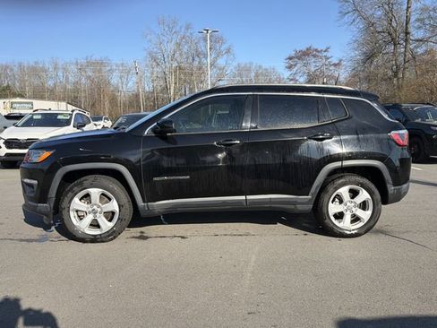 Used 2018 Jeep Compass Latitude w/ Popular Equipment Group image 3