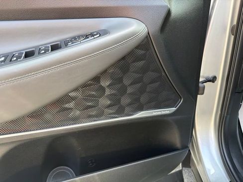 Used 2022 Hyundai Santa Fe Limited AWD/4WD image 26