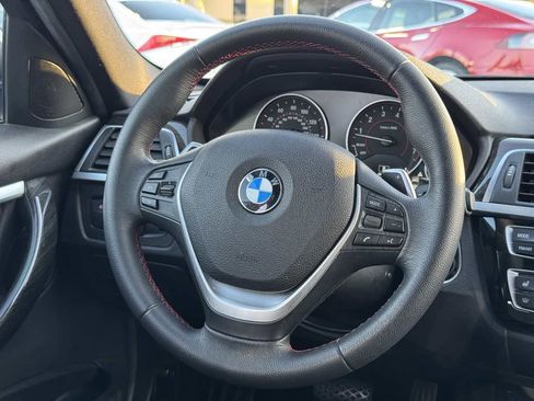 Used 2017 BMW 330i Sedan w/ Driver Assistance Package image 28