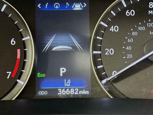 Used 2022 Lexus RX 350L FWD w/ Premium Package image 12