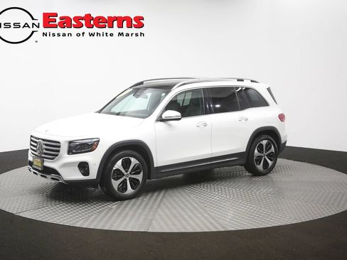 Used 2025 Mercedes-Benz GLB 250 w/ Exclusive Package image 59
