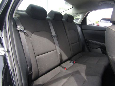 Used 2019 Kia Forte LXS FWD image 21