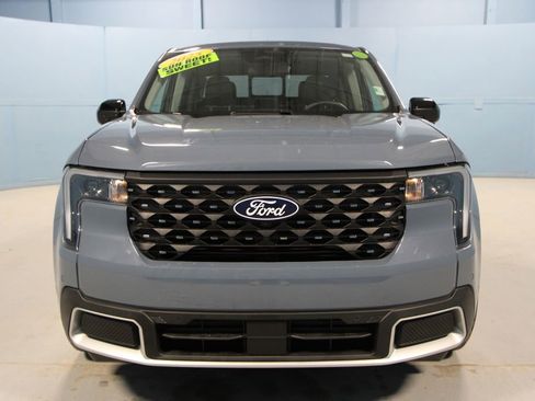 Used 2025 Ford Maverick Lariat image 26