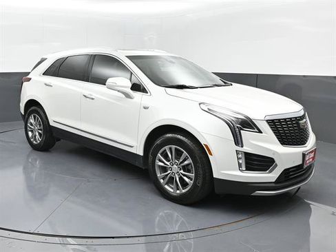 Used 2023 Cadillac XT5 Premium Luxury FWD image 2