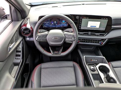 New 2026 Chevrolet Equinox RS w/ Convenience Package III image 26