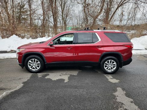 Used 2018 Chevrolet Traverse LT image 7