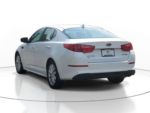 Used 2015 Kia Optima EX image 3