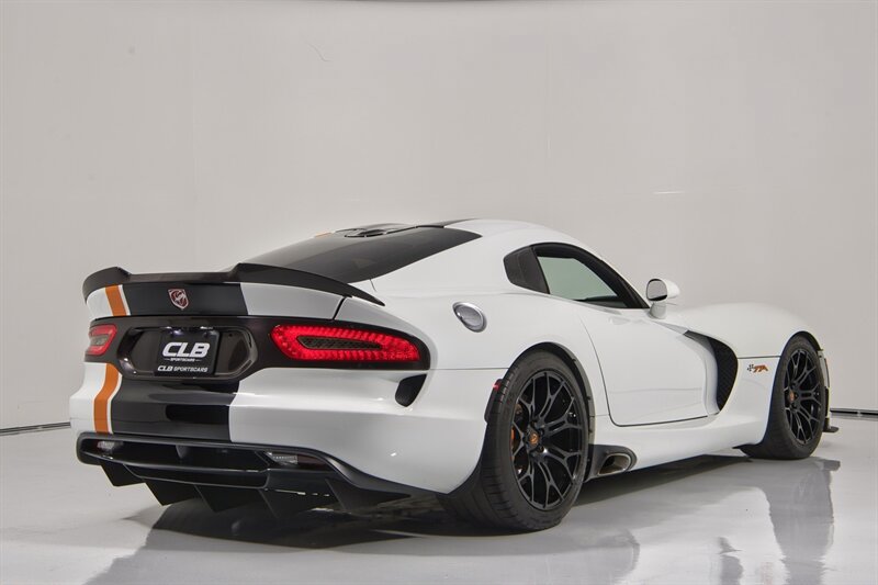 Used 2014 SRT Viper SRT-10 RWD image 12