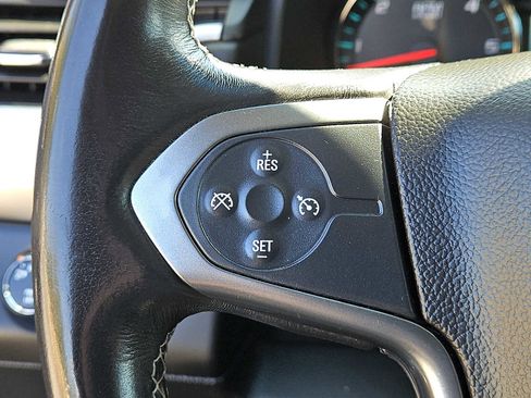 Used 2016 Chevrolet Suburban LS image 22