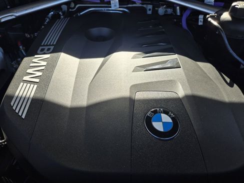 New 2026 BMW X5 xDrive40i w/ Climate Comfort Package image 31