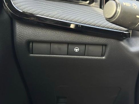 New 2026 Nissan Kicks SR w/ Cold Weather Package image 24