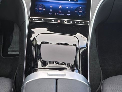 Used 2025 Mercedes-Benz C 300 C 300 image 17