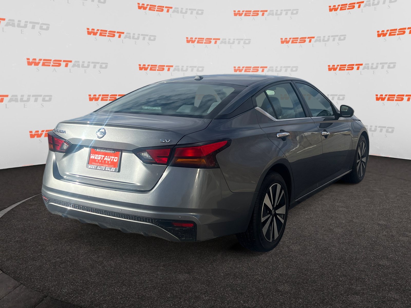 Used 2022 Nissan Altima 2.5 SV FWD image 5
