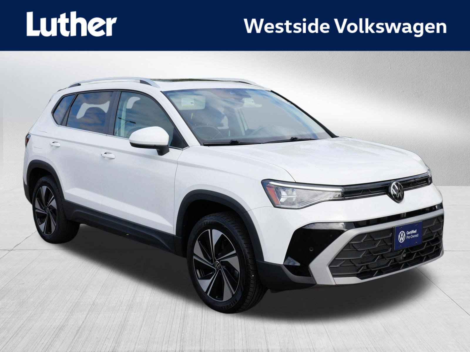 Certified 2025 Volkswagen Taos SE w/ Panoramic Sunroof Package AWD/4WD image 1