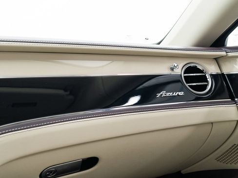 Used 2026 Bentley Flying Spur Plug-In Hybrid AWD/4WD image 43