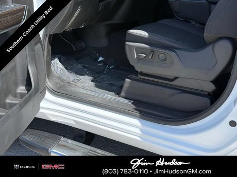 Used 2024 Chevrolet Silverado 3500 LT w/ Convenience Package AWD/4WD image 19