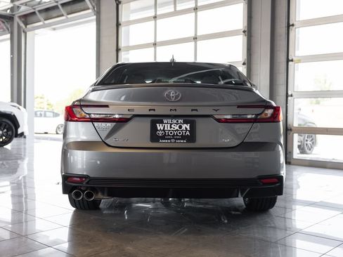 Used 2026 Toyota Camry SE FWD image 4