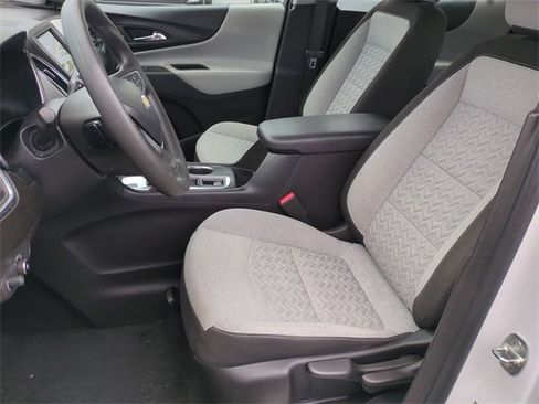 Certified 2023 Chevrolet Equinox LS image 19