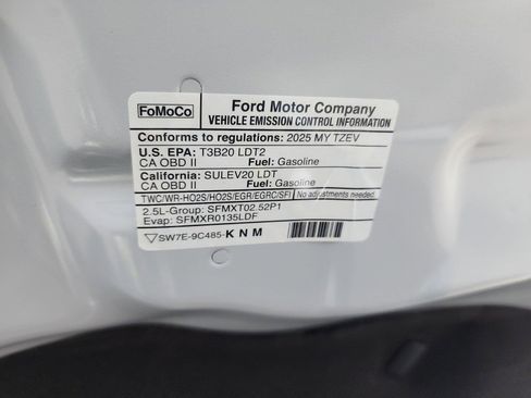 New 2025 Ford Escape SE w/ PHEV Premium Package image 11