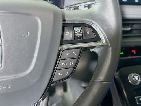 Used 2021 Lincoln Nautilus Reserve w/ Equipment Group 202A image 15