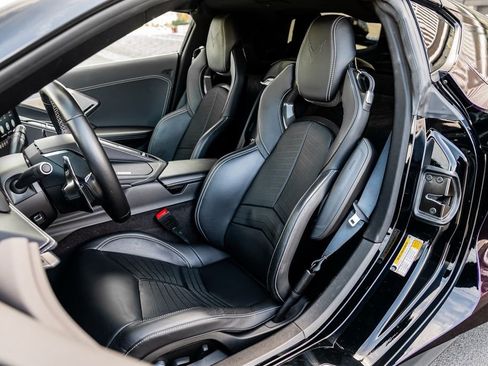 Used 2023 Chevrolet Corvette Stingray Preferred Cpe w/ Engine Appearance Package RWD image 10