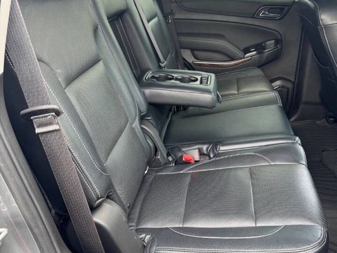 Used 2019 Chevrolet Tahoe LS RWD image 17
