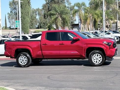 Used 2026 Toyota Tacoma SR5 RWD image 3