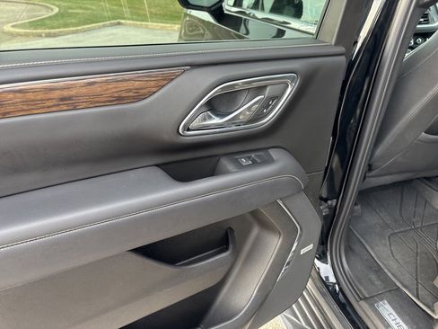 Used 2023 Chevrolet Tahoe Premier image 12