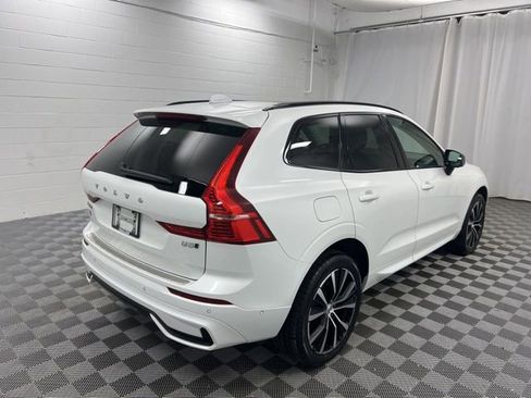 Used 2023 Volvo XC60 B5 Plus w/ Climate Package image 5