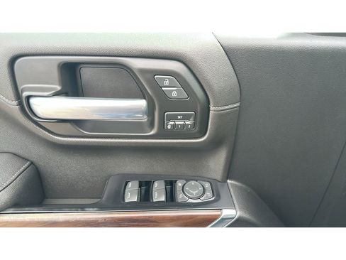 Used 2019 GMC Sierra 1500 SLT w/ SLT Premium Package AWD/4WD image 12